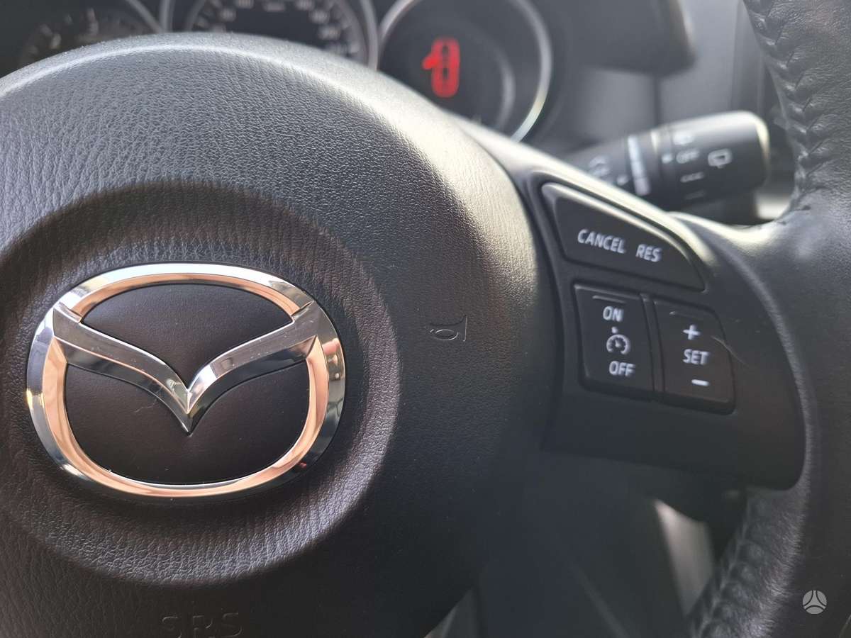 Mazda CX-5, 2.2 l., off-road / crossover