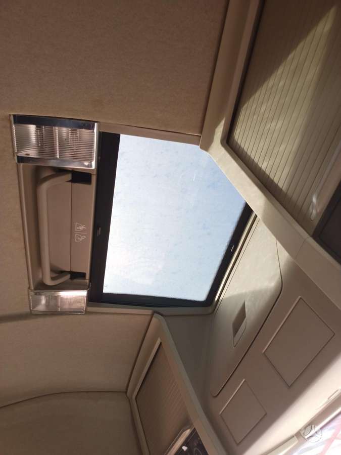 Volvo FH500, 539000km, single sleeper