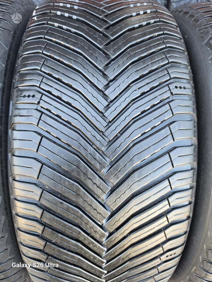 Michelin CROSS CLIMATE 2, universalios 255/45 R19