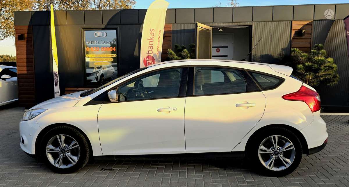 Ford Focus, 1.0 l., hatchback