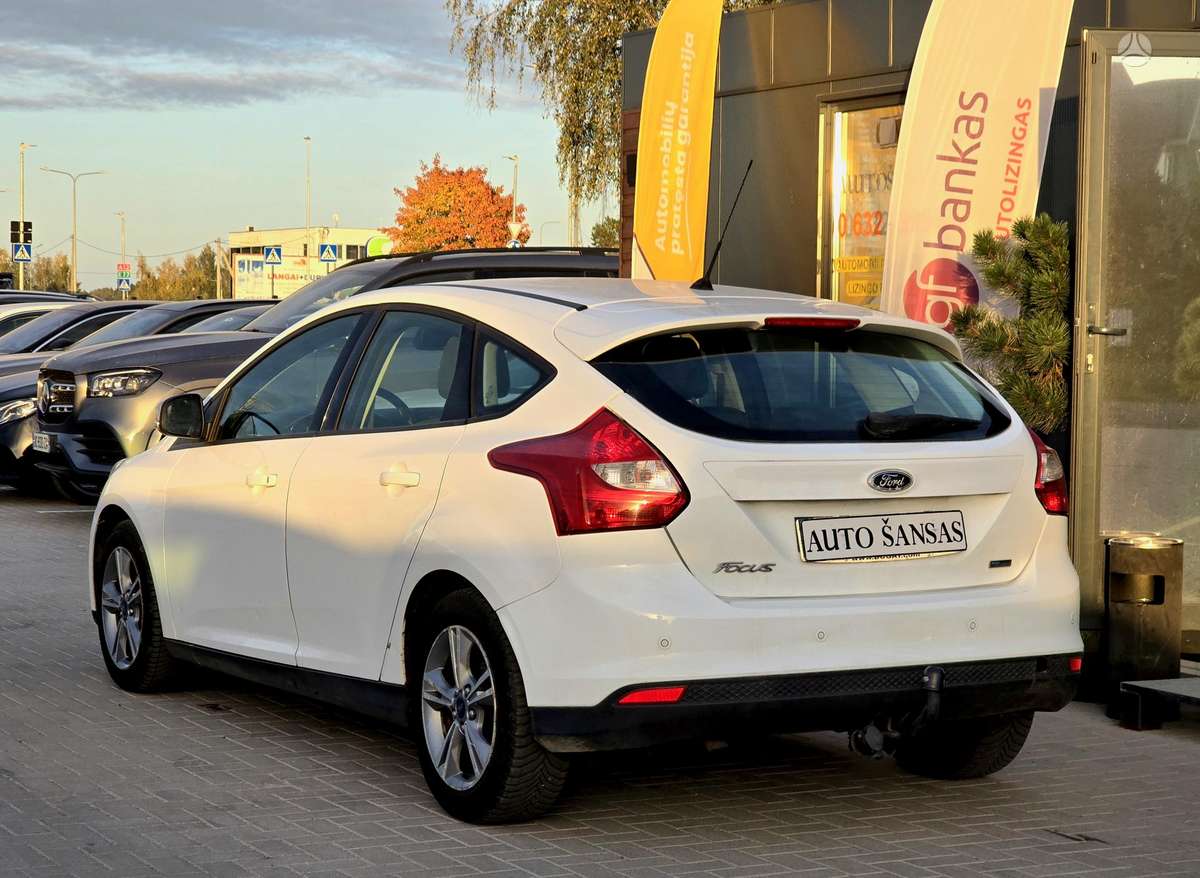 Ford Focus, 1.0 l., Хэтчбек