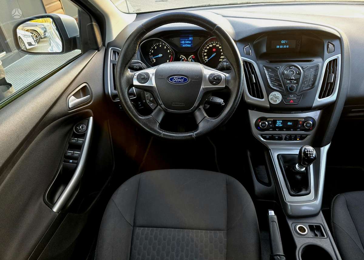 Ford Focus, 1.0 l., Хэтчбек