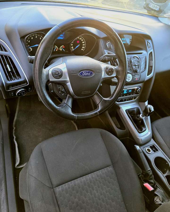 Ford Focus, 1.0 l., hatchback