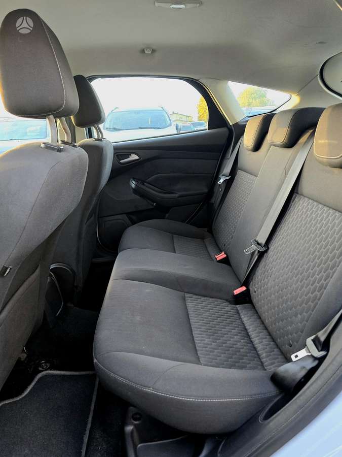 Ford Focus, 1.0 l., Хэтчбек