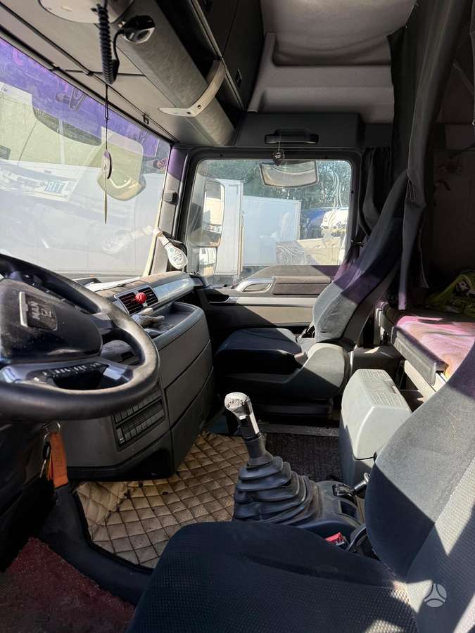 MAN TGX 18.440, double sleeper