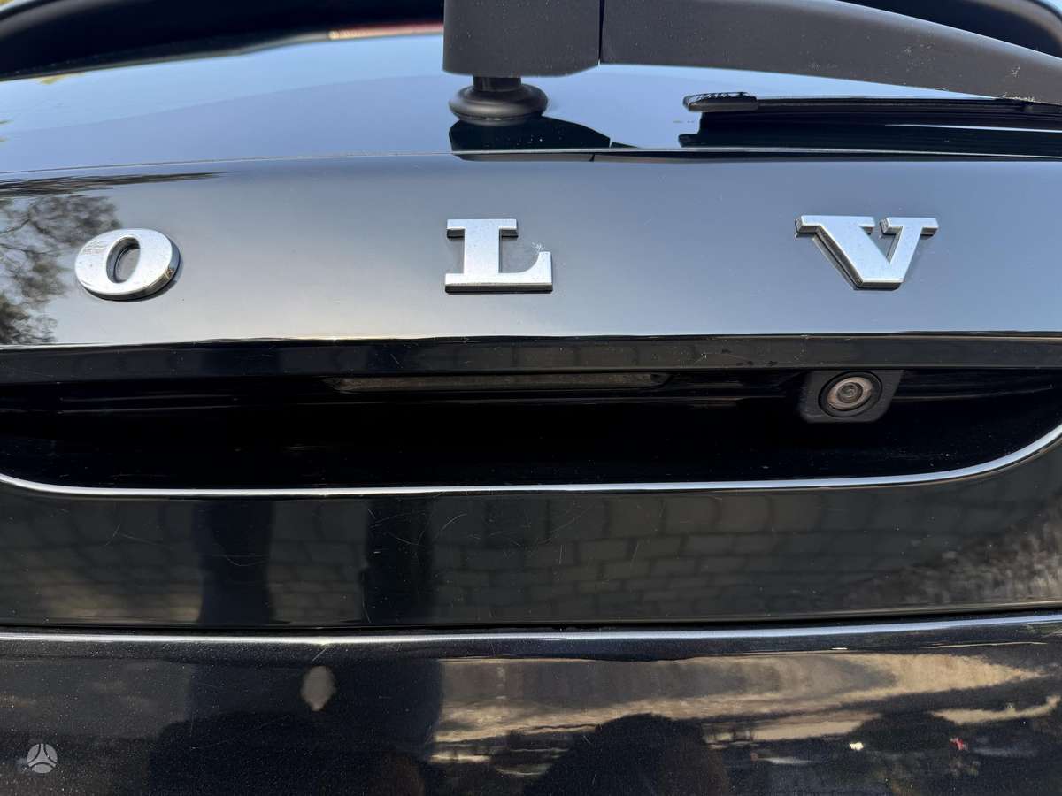 Volvo V40, 1.6 l., hatchback