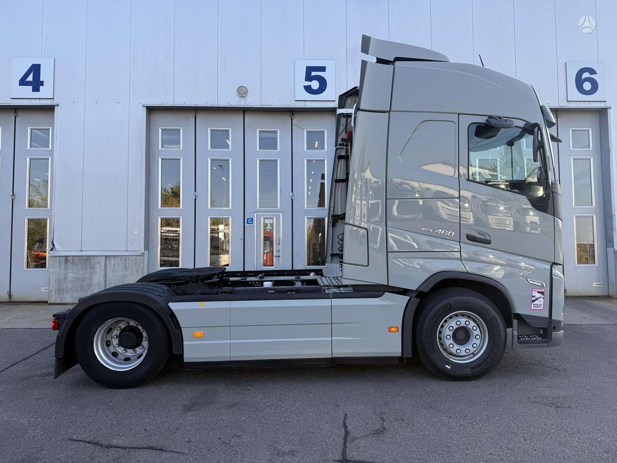 Volvo FH460TC Globetrotter Full fairing, double sleeper