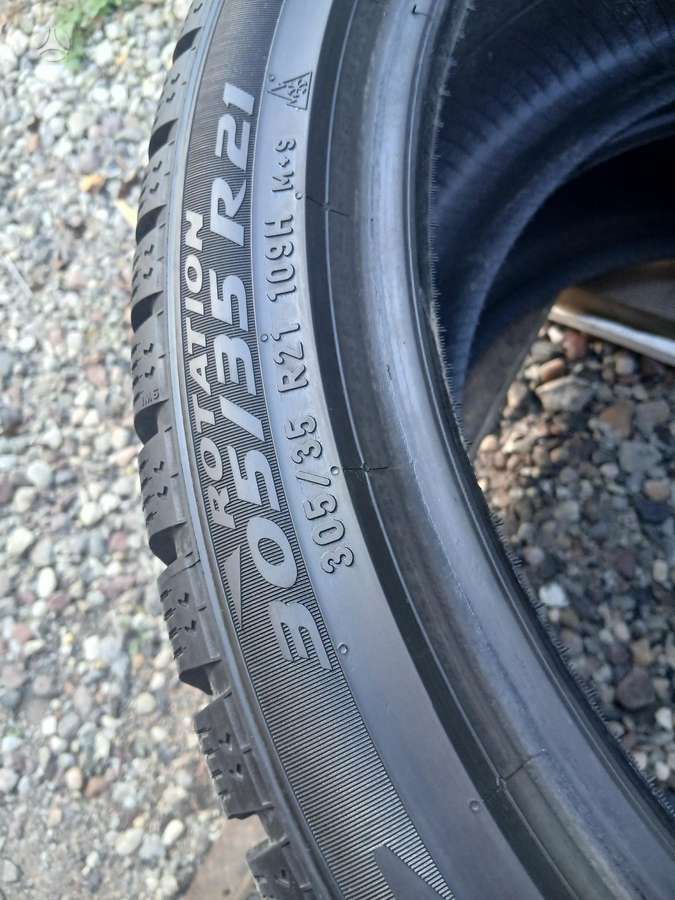 Pirelli, зимние 305/35 R21