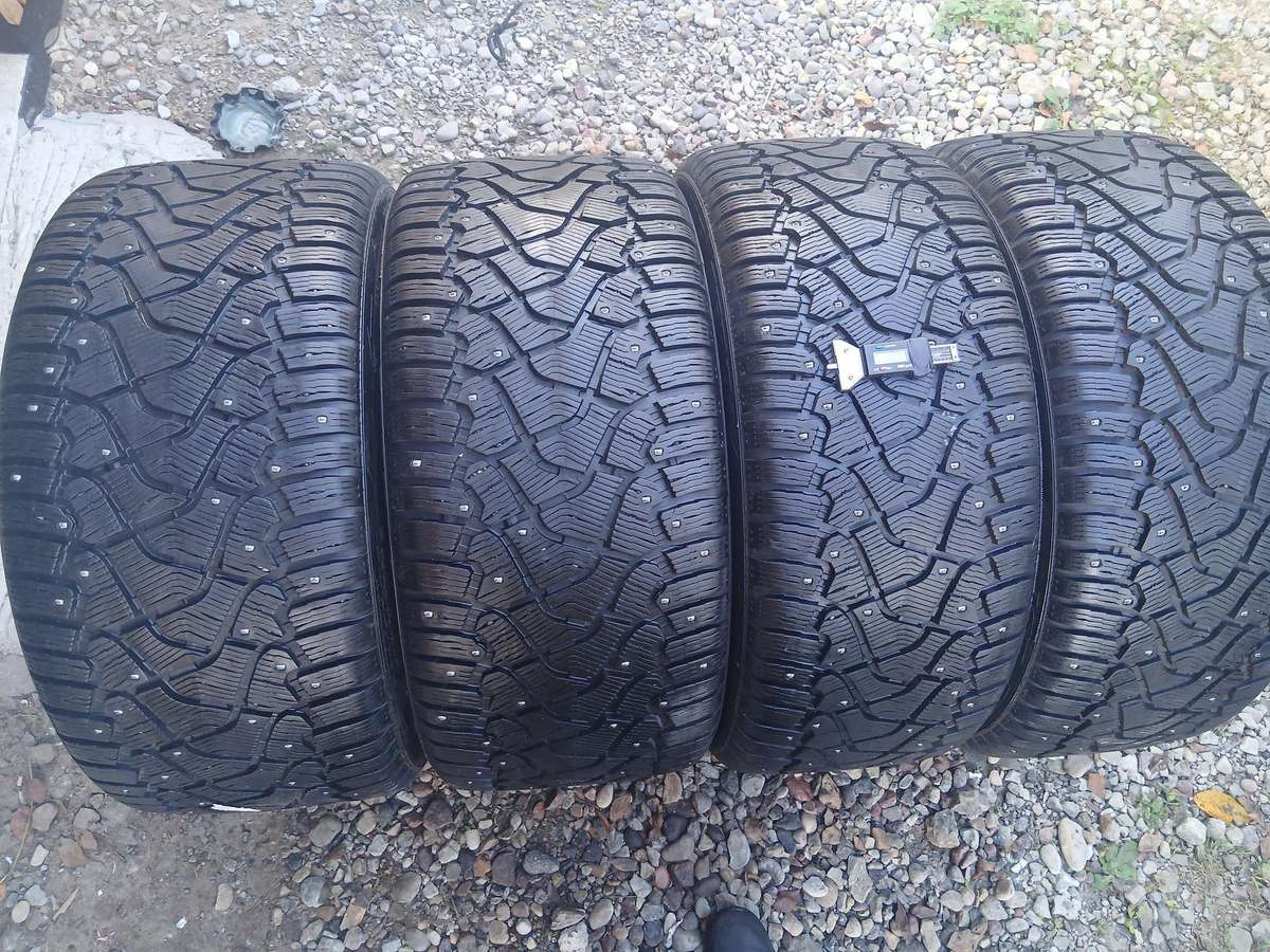Pirelli, winter 305/35 R21