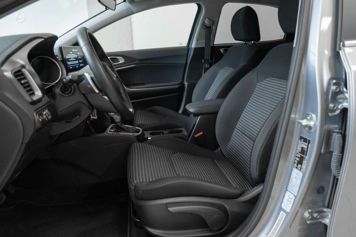 Kia XCeed, 1.6 l., Хэтчбек