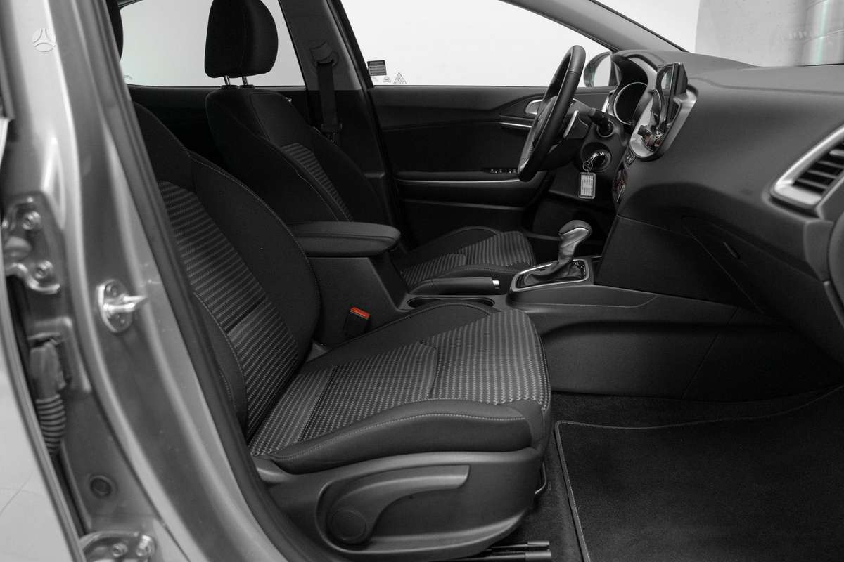 Kia XCeed, 1.6 l., Хэтчбек