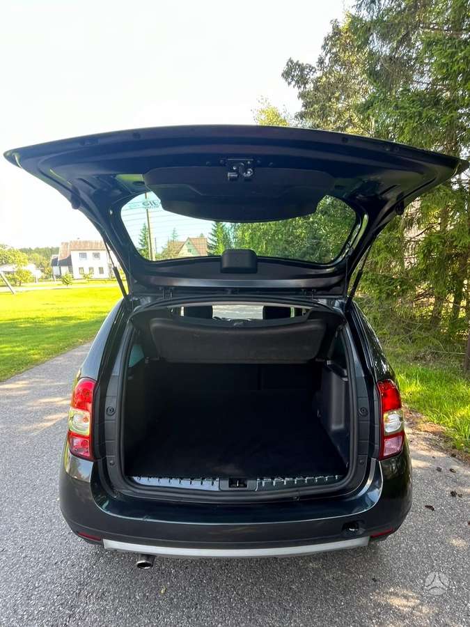 Dacia Duster, 1.2 l., Внедорожник / Кроссовер