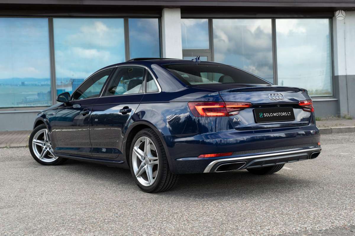 Audi A4, 2.0 l., Седан