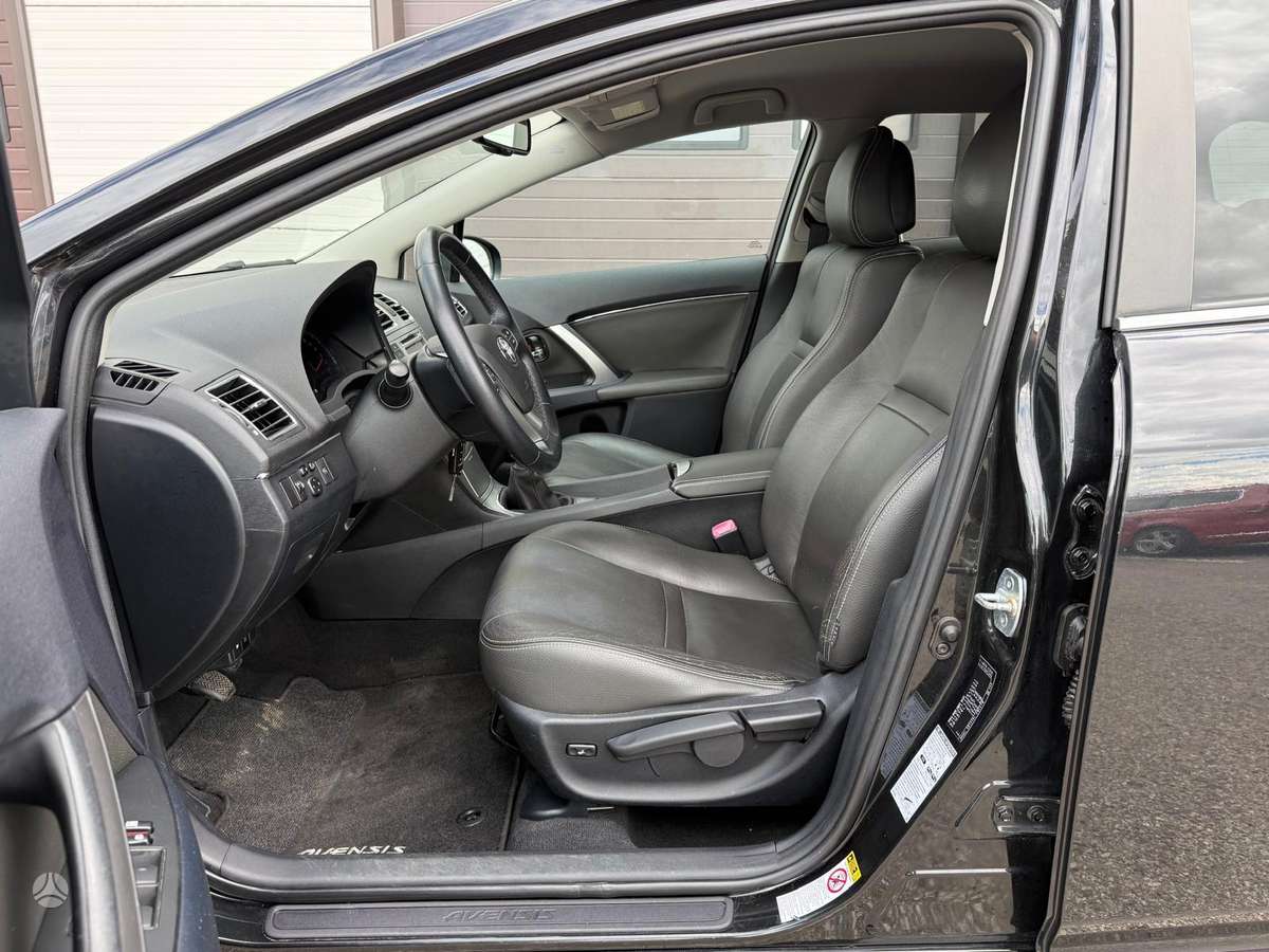 Toyota Avensis, 2.0 l., Универсал