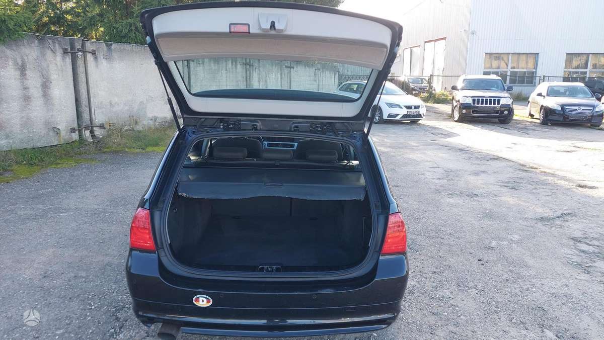 BMW 318, 2.0 l., wagon