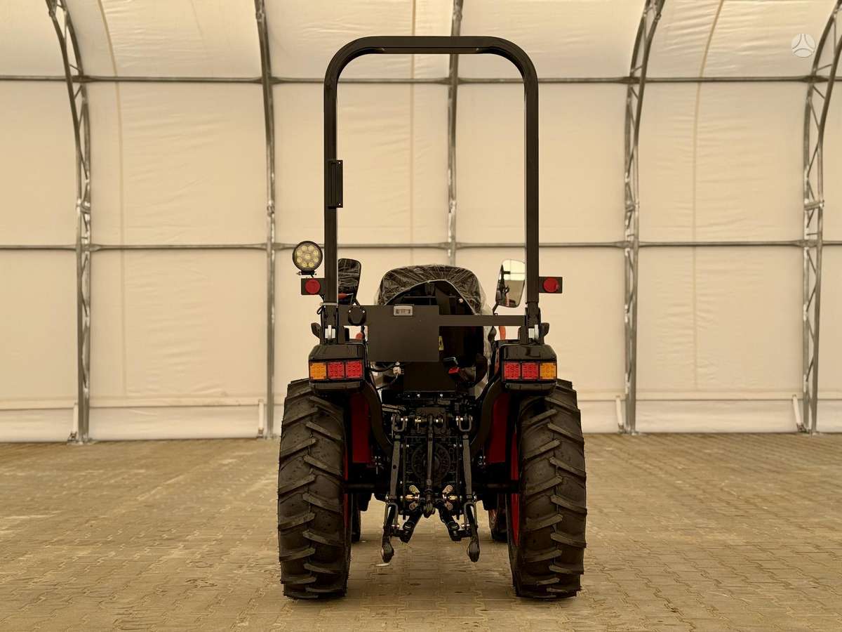 Hinomoto HM3025, tractors
