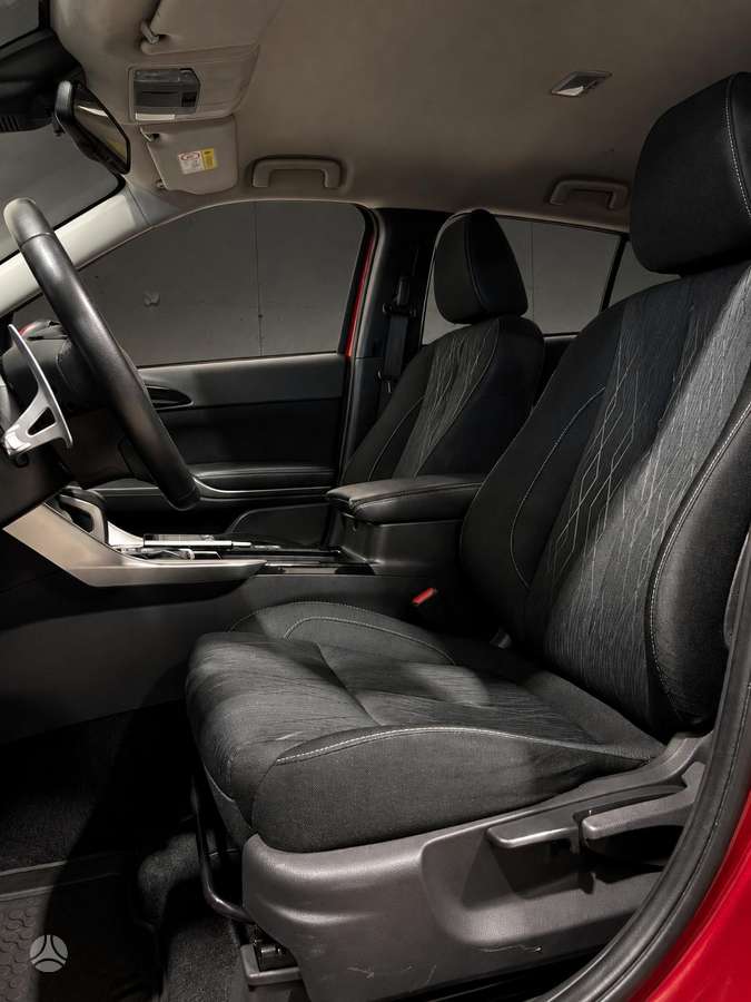 Mitsubishi Eclipse Cross, 1.5 l., off-road / crossover
