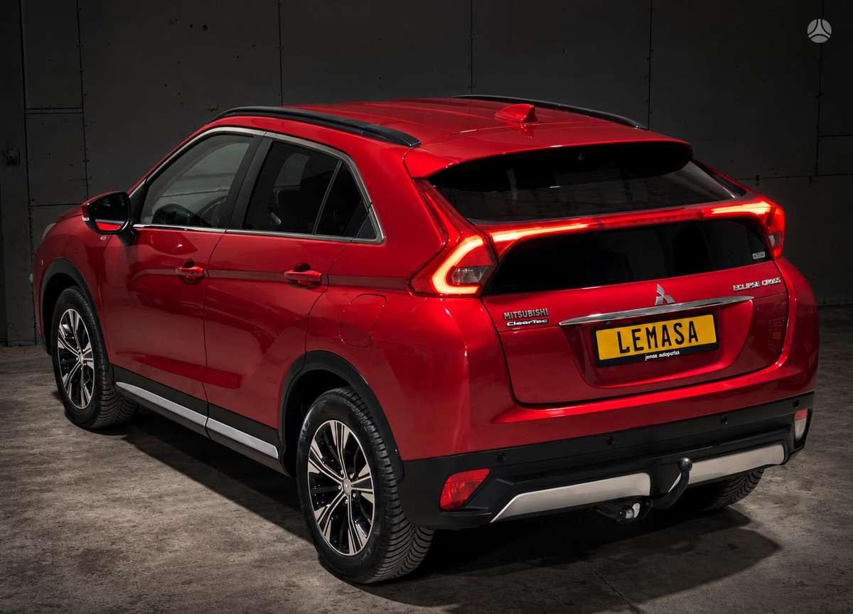 Mitsubishi Eclipse Cross, 1.5 l., off-road / crossover