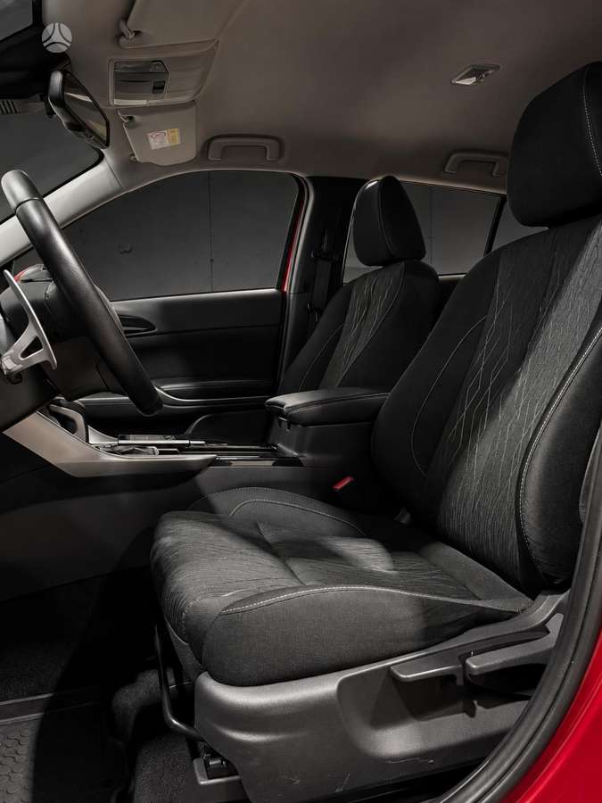 Mitsubishi Eclipse Cross, 1.5 l., off-road / crossover
