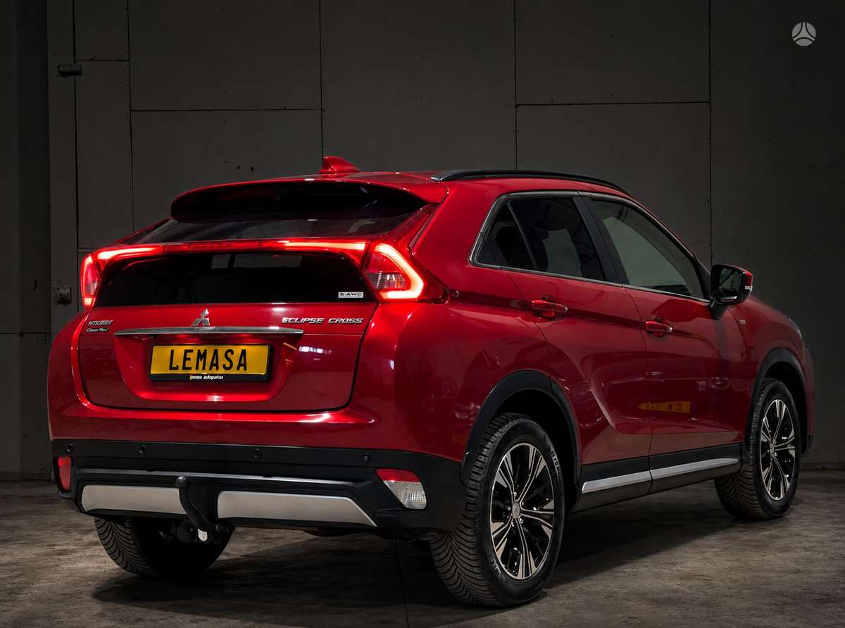 Mitsubishi Eclipse Cross, 1.5 l., off-road / crossover