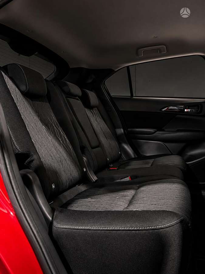 Mitsubishi Eclipse Cross, 1.5 l., off-road / crossover