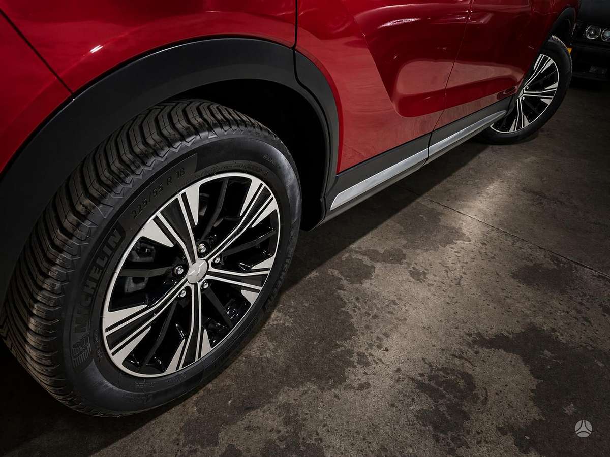 Mitsubishi Eclipse Cross, 1.5 l., off-road / crossover