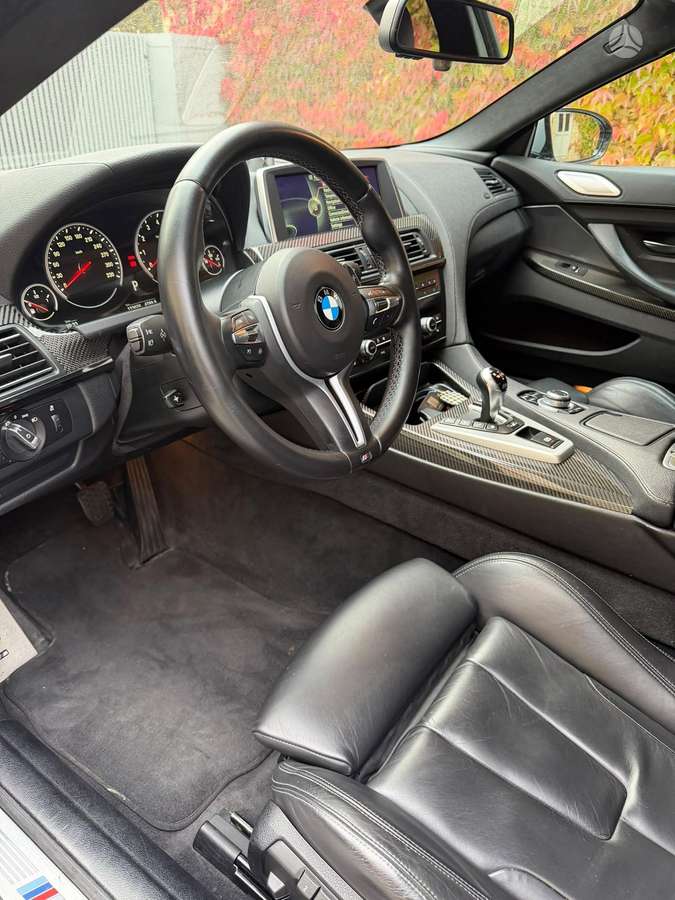 BMW M6, 4.4 l., Седан