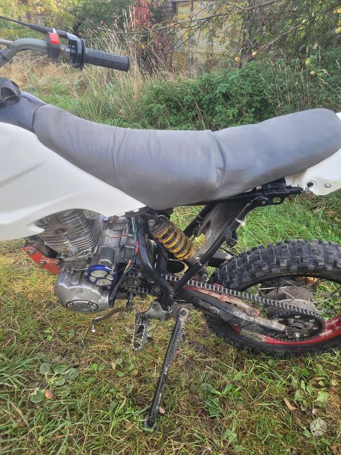 Pagsta -kita- 150cc, motocross