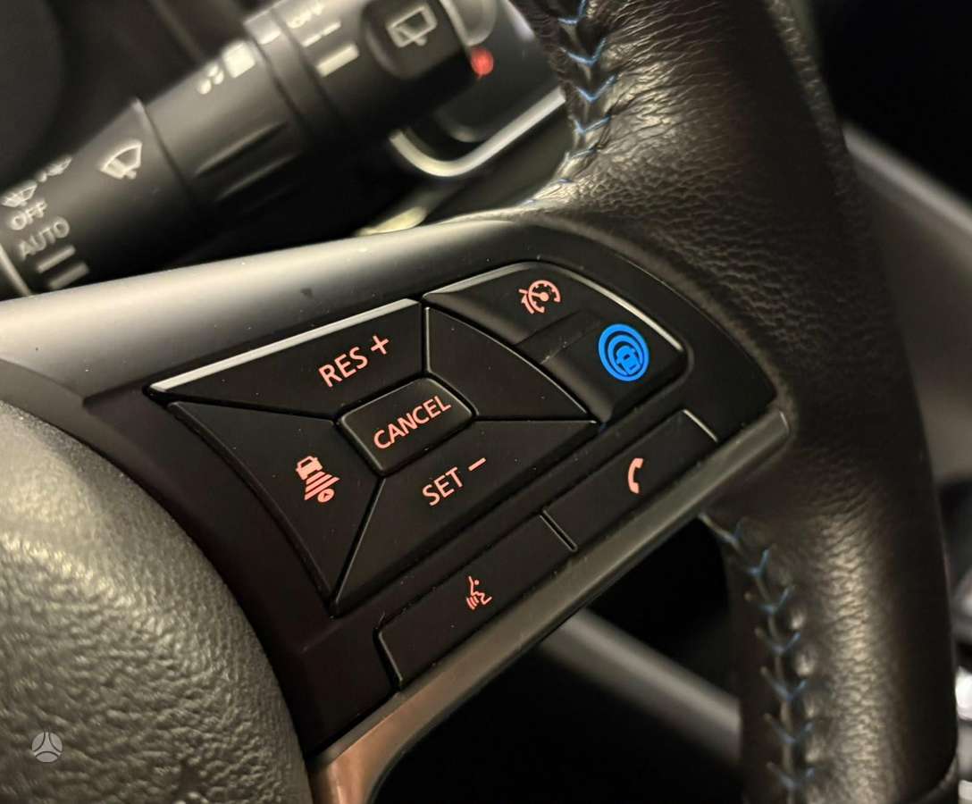 Nissan Leaf, 40 kWh, hatchback