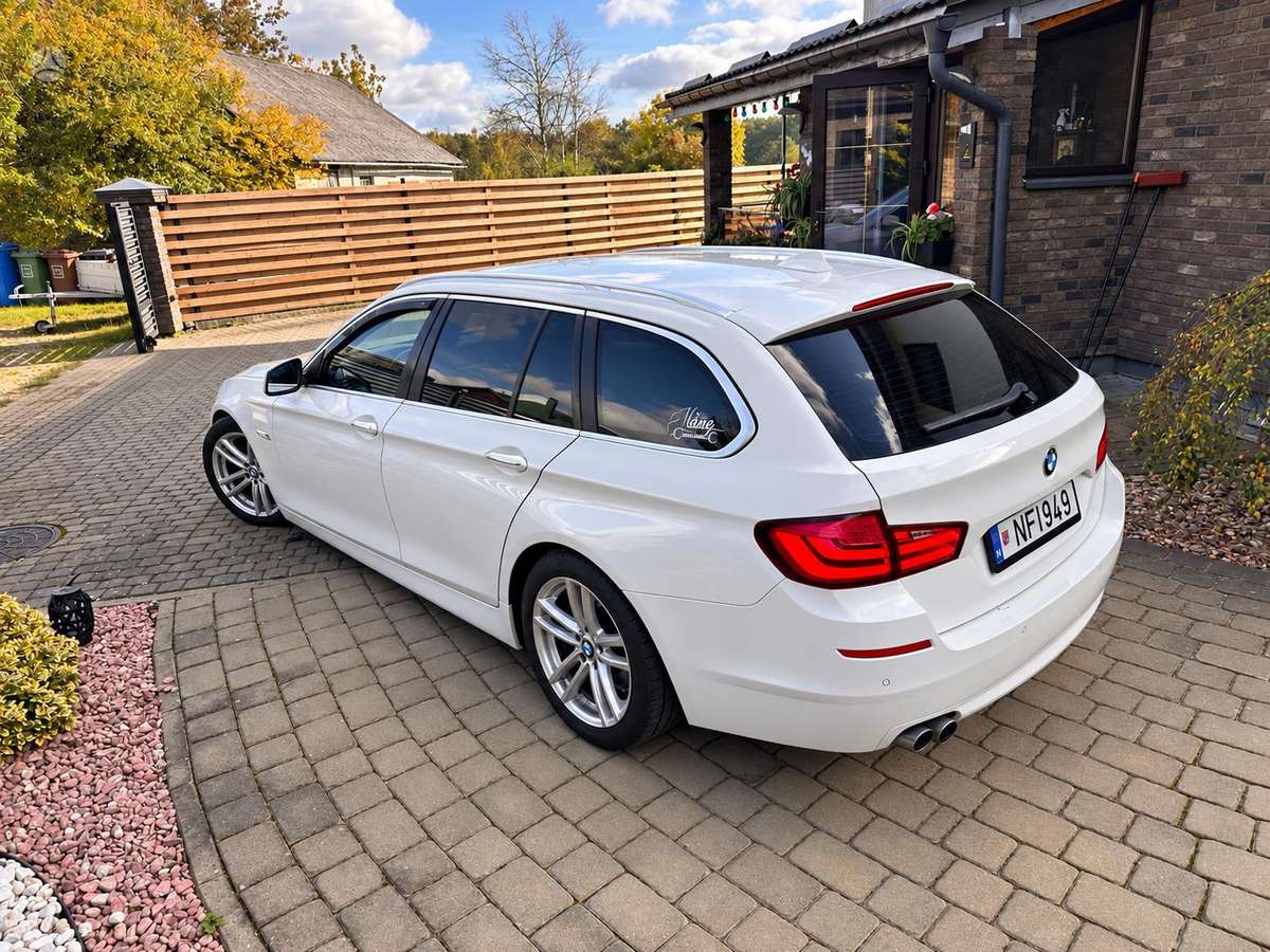 BMW 520, 2.0 l., universalas