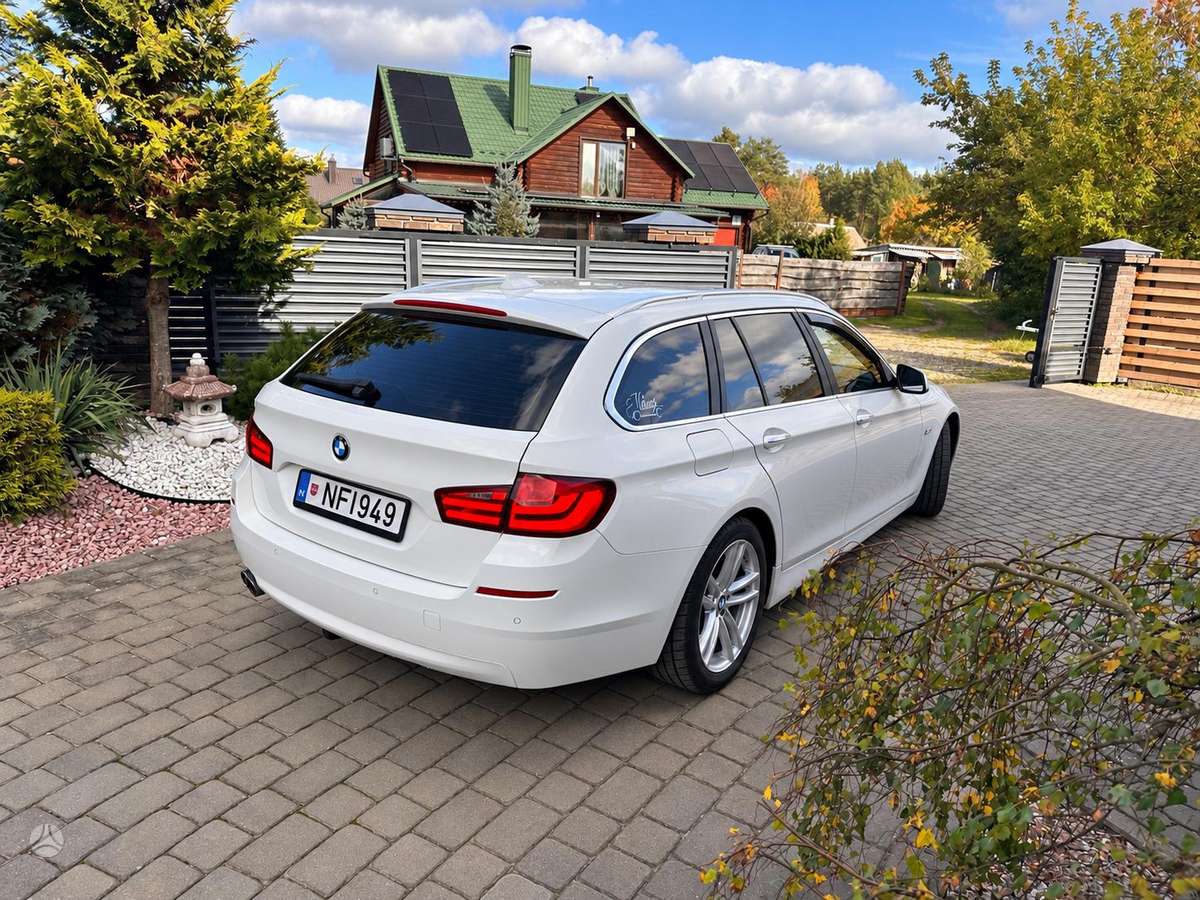 BMW 520, 2.0 l., wagon