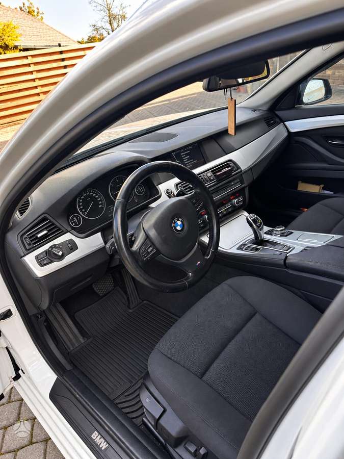 BMW 520, 2.0 l., Универсал