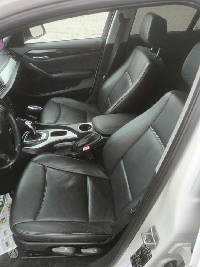 BMW X1, 2.0 l., Внедорожник / Кроссовер