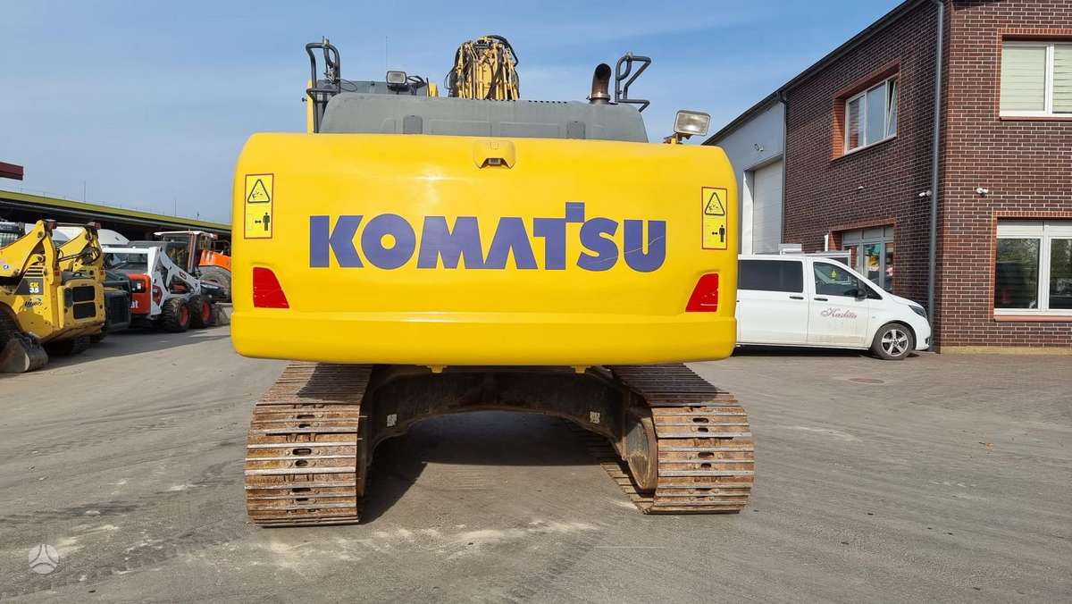 Komatsu PC 210 LC-10, экскаваторы