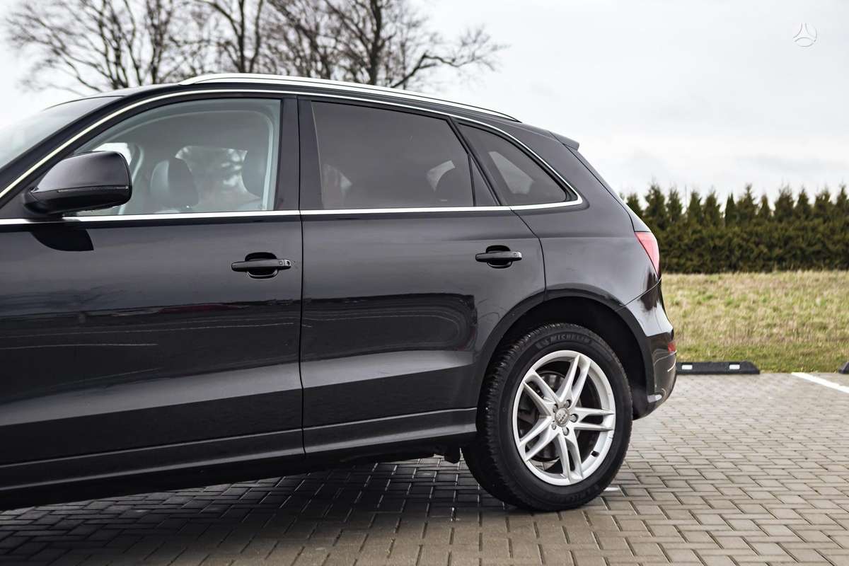 Audi Q5, 3.0 l., Внедорожник / Кроссовер