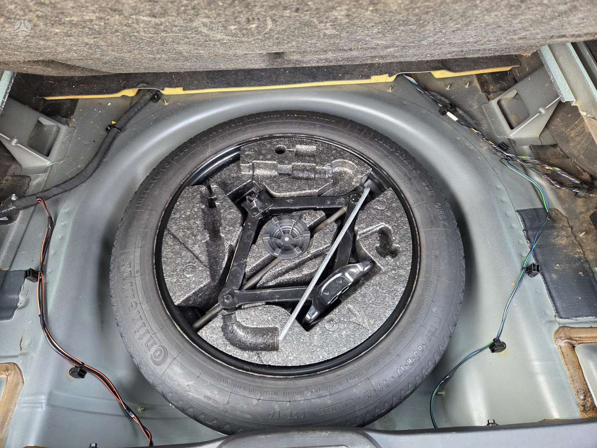 Volvo V70, 2.0 l., universalas