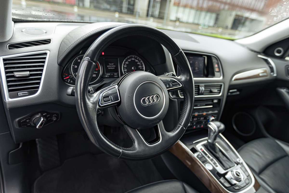 Audi Q5, 3.0 l., Внедорожник / Кроссовер