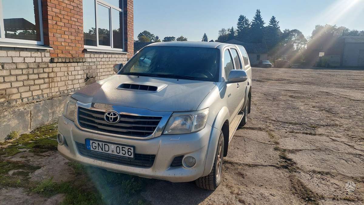 Toyota Hilux