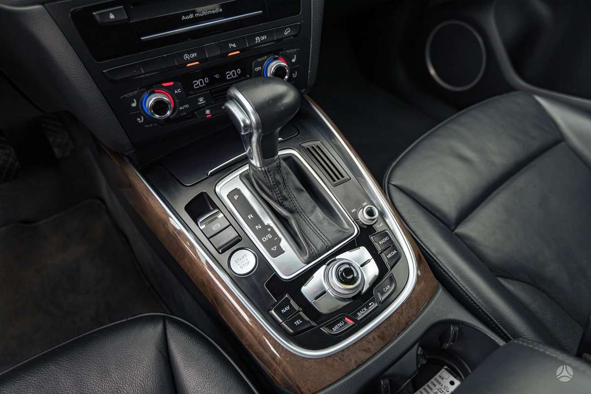Audi Q5, 3.0 l., off-road / crossover
