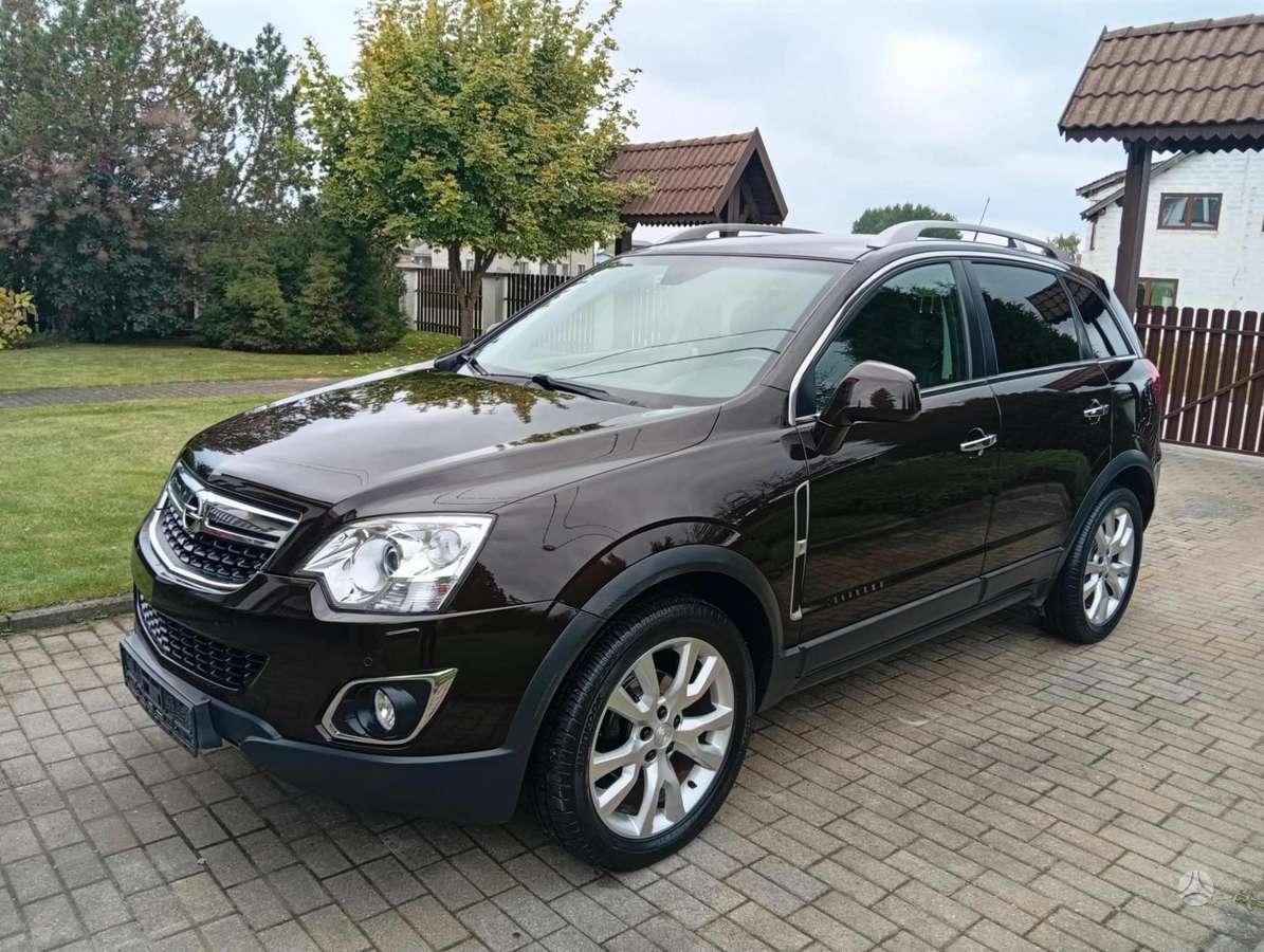 Opel Antara, 2.2 l., off-road / crossover