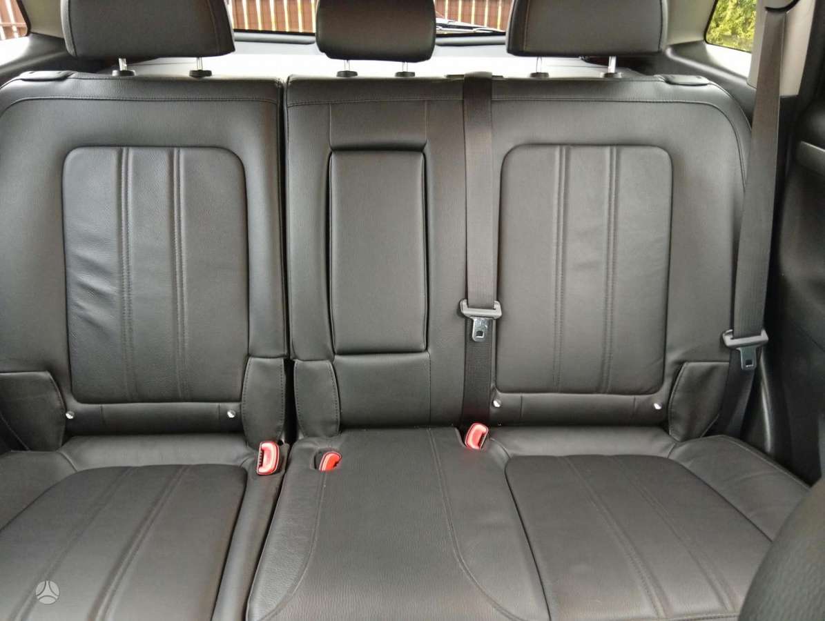 Opel Antara, 2.2 l., off-road / crossover