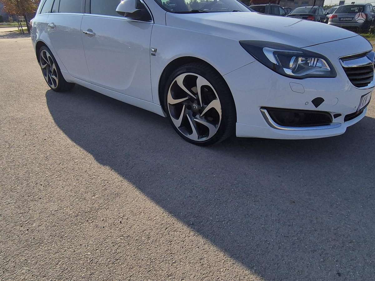 Opel Insignia, 2.0 l., wagon