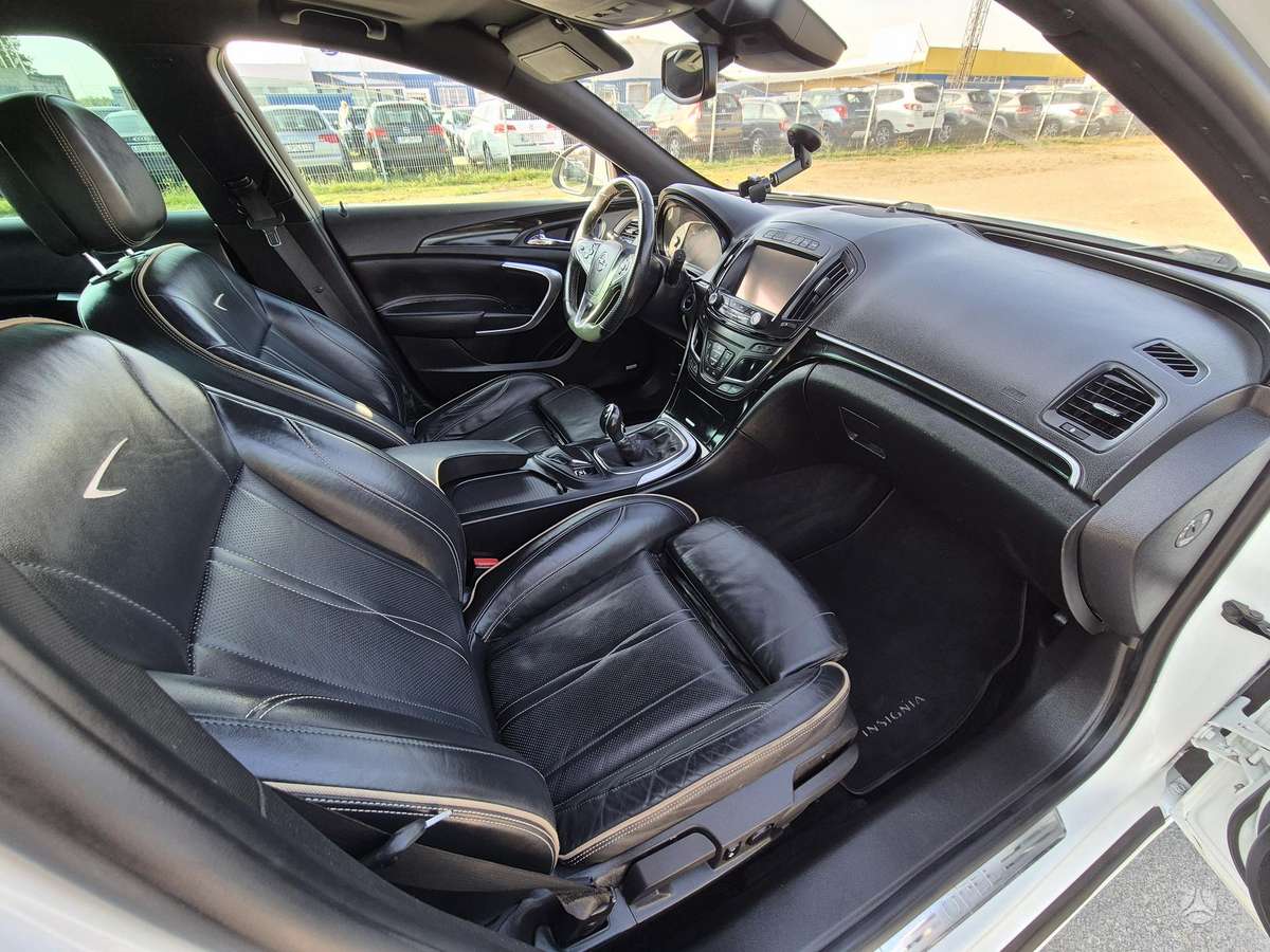 Opel Insignia, 2.0 l., Универсал