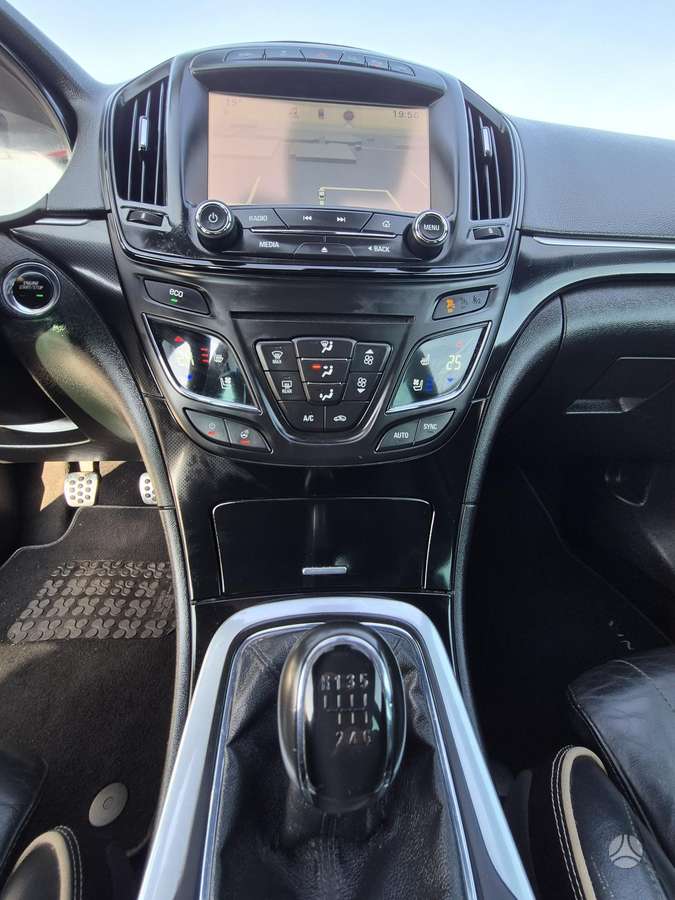 Opel Insignia, 2.0 l., wagon