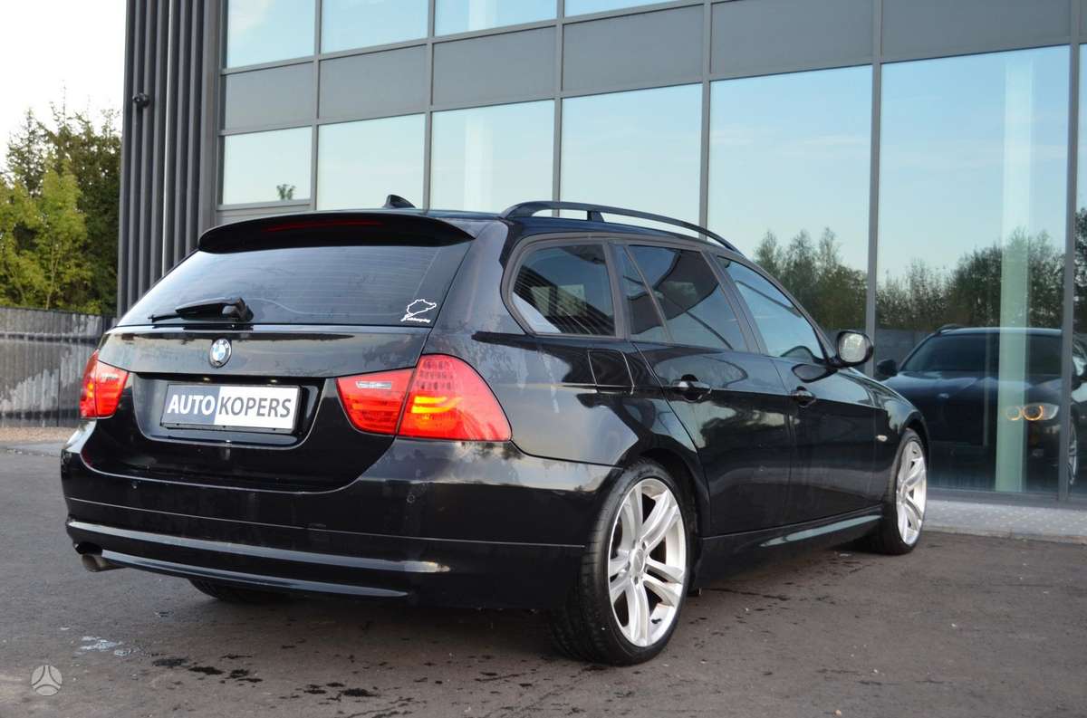 BMW 320, 2.0 l., universalas