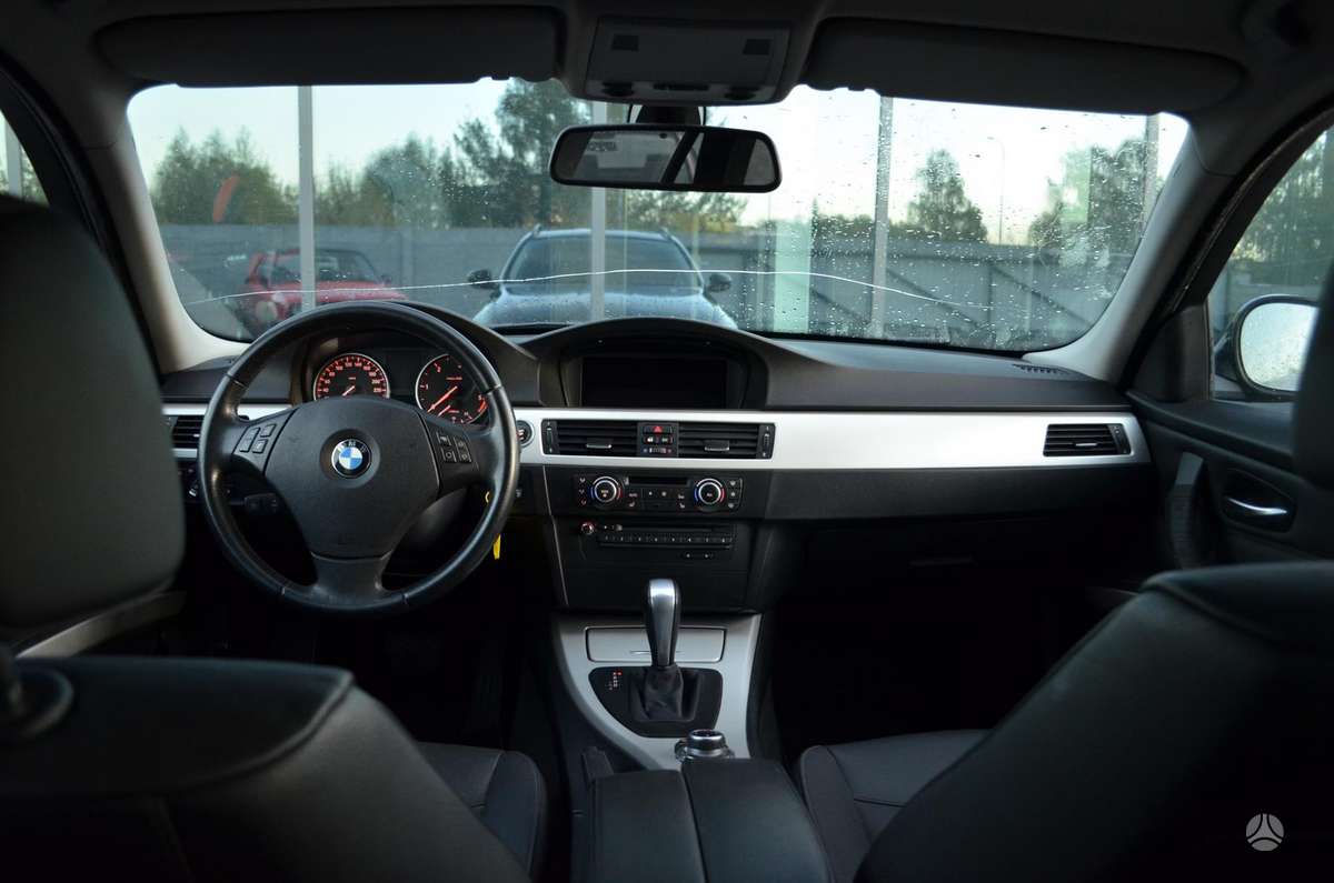 BMW 320, 2.0 l., universalas