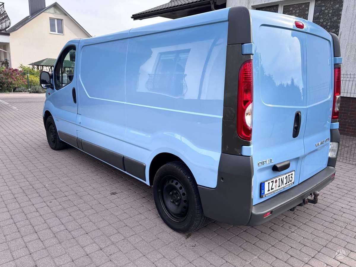Opel Vivaro, 2.0 l., komercinis