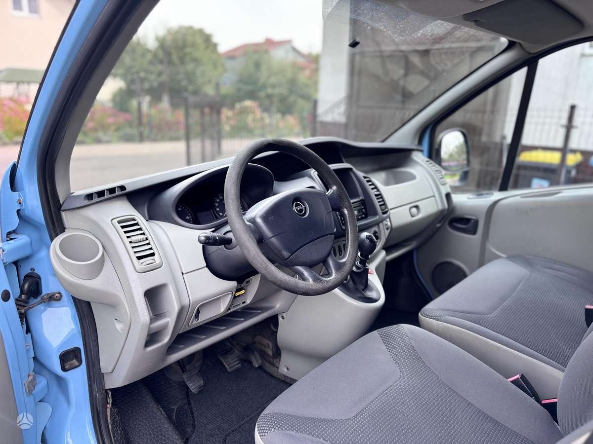 Opel Vivaro, 2.0 l., komercinis