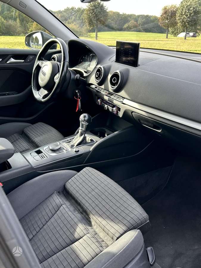 Audi A3, 2.0 l., Хэтчбек