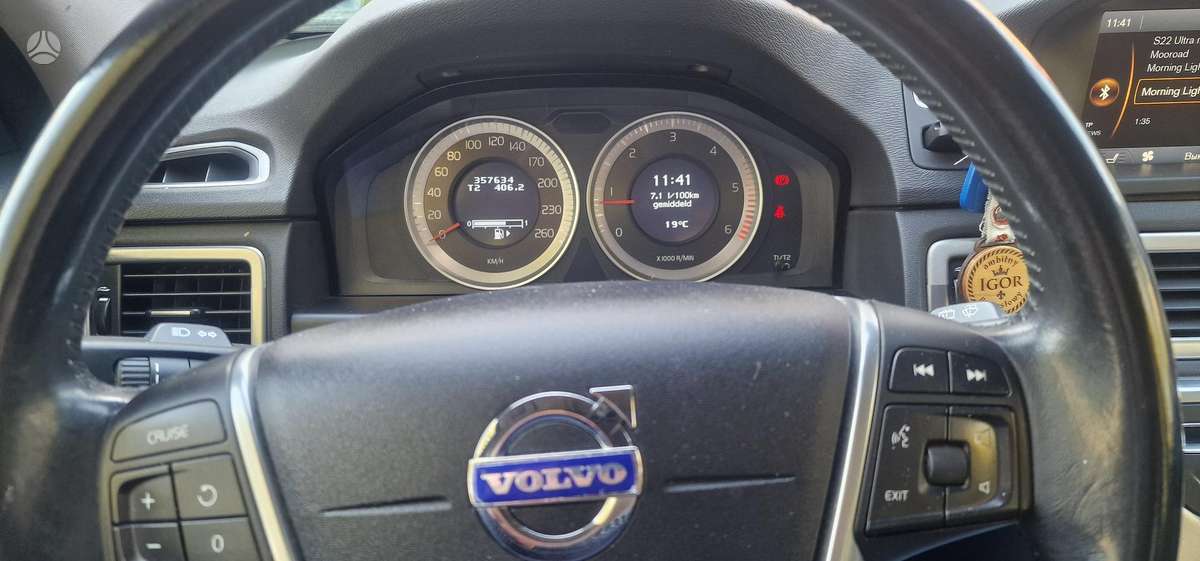 Volvo XC70, 2.4 l., wagon